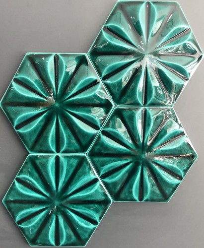 El Yapımı Duvar Karosu Hexagon Flower Zümrüt - 15x17